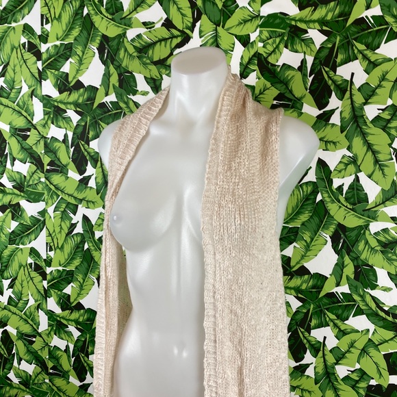 5 for $25 Code Cream Knit Crochet Vest Duster - Picture 2 of 5
